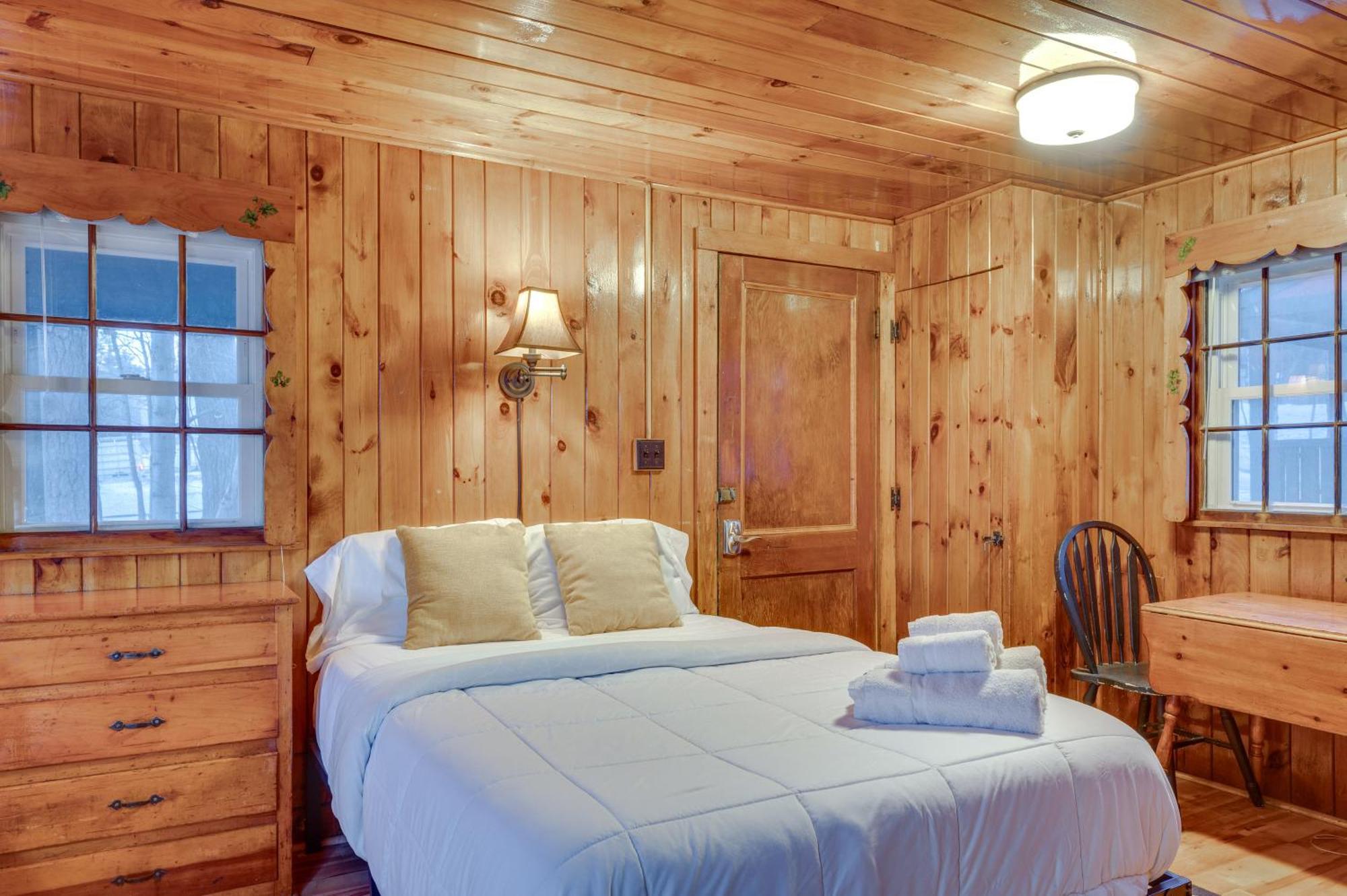 Cozy Laconia Studio With Pool Access - 2 Mi To Lake! Appartement Buitenkant foto