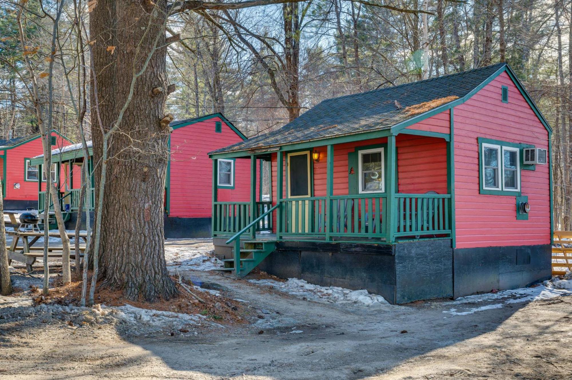 Cozy Laconia Studio With Pool Access - 2 Mi To Lake! Appartement Buitenkant foto