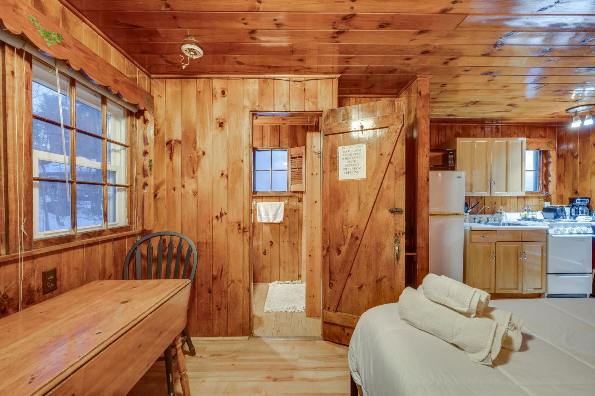 Cozy Laconia Studio With Pool Access - 2 Mi To Lake! Appartement Buitenkant foto